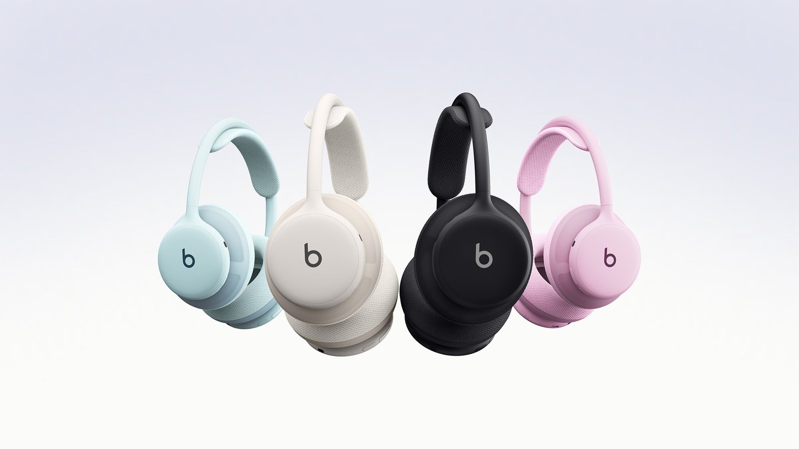 Les quatre coloris du casque Beats 360 alignés sur un fond neutre, sans texte éditorial.